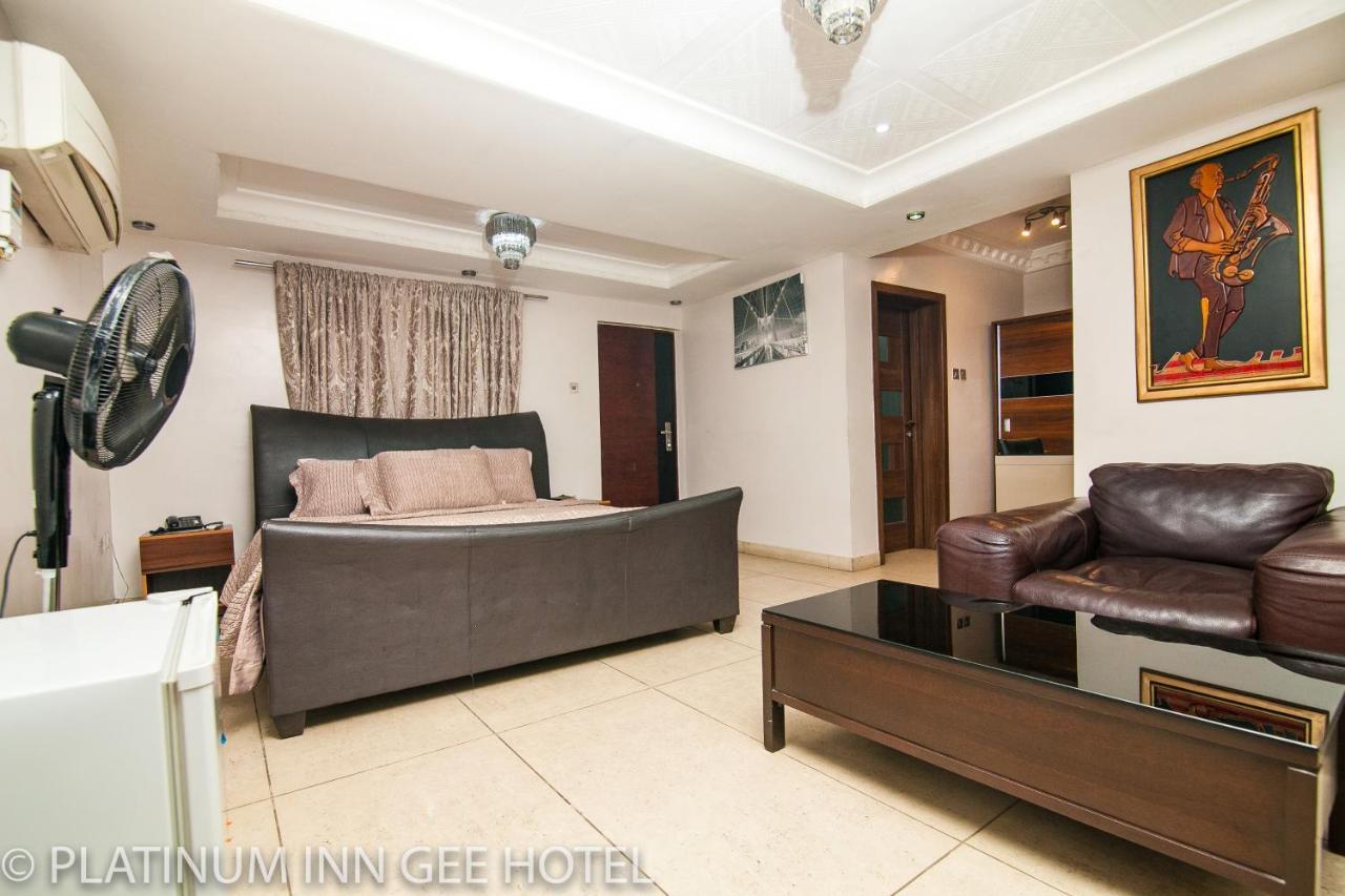 Platinum Inn Gee Hotel Suru Lere Exterior foto