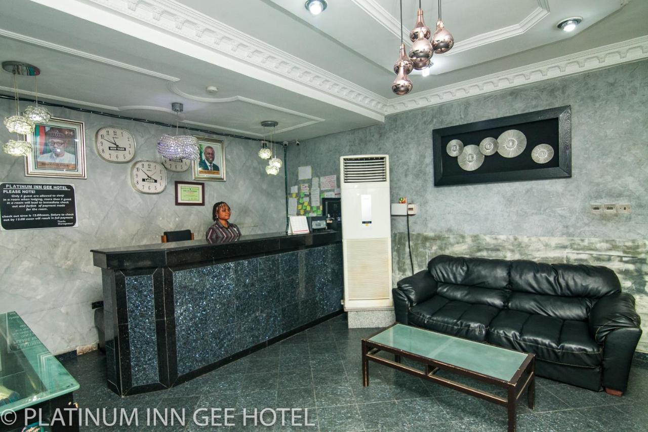 Platinum Inn Gee Hotel Suru Lere Exterior foto